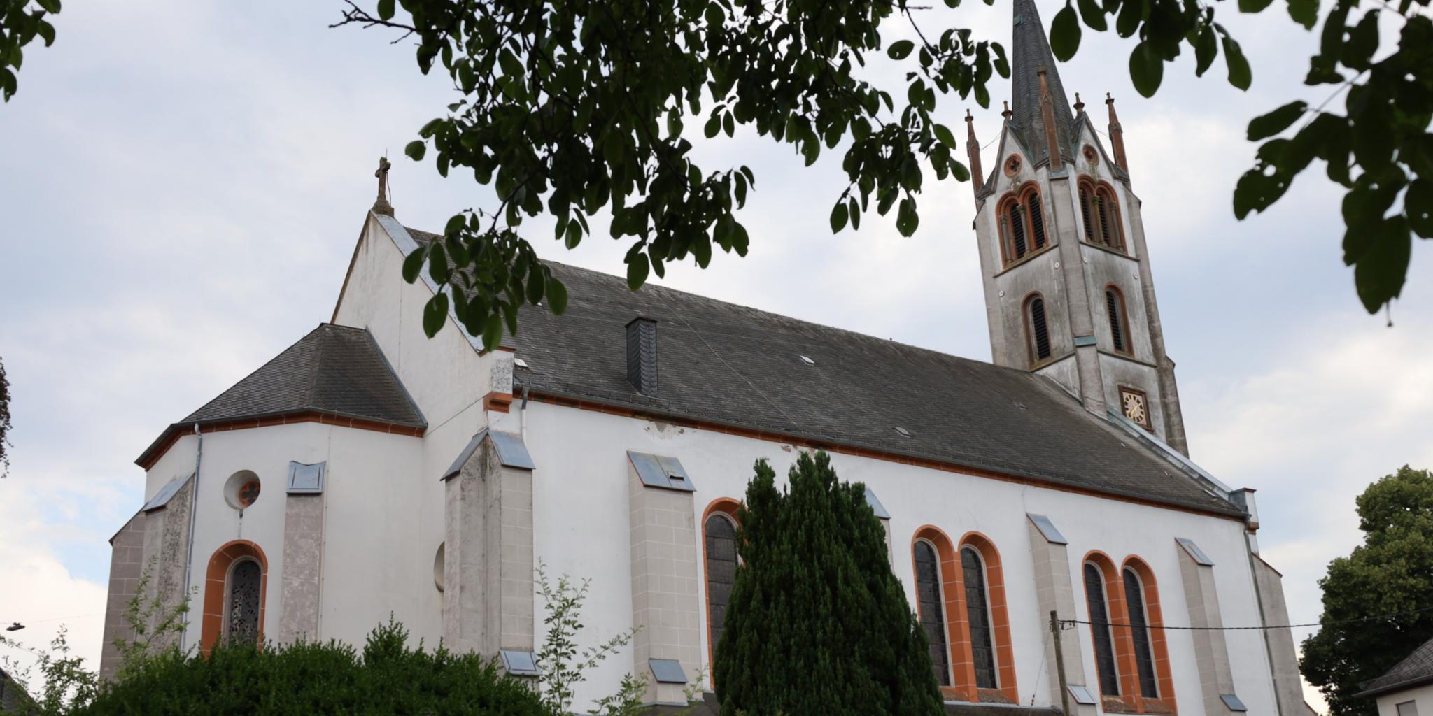 Außenansicht der Kirche St. Martinus in Hermeskeil